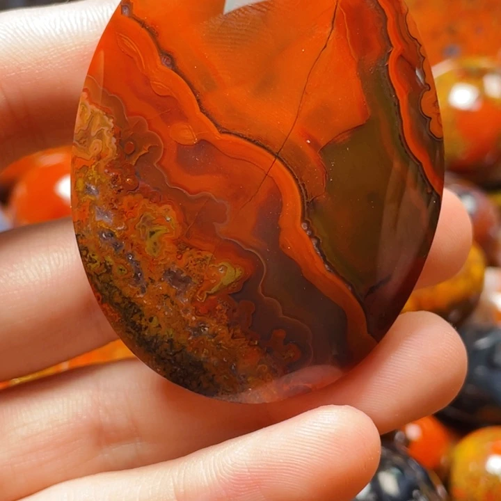 未镶嵌战国红玛瑙挂件玛瑙/玉髓