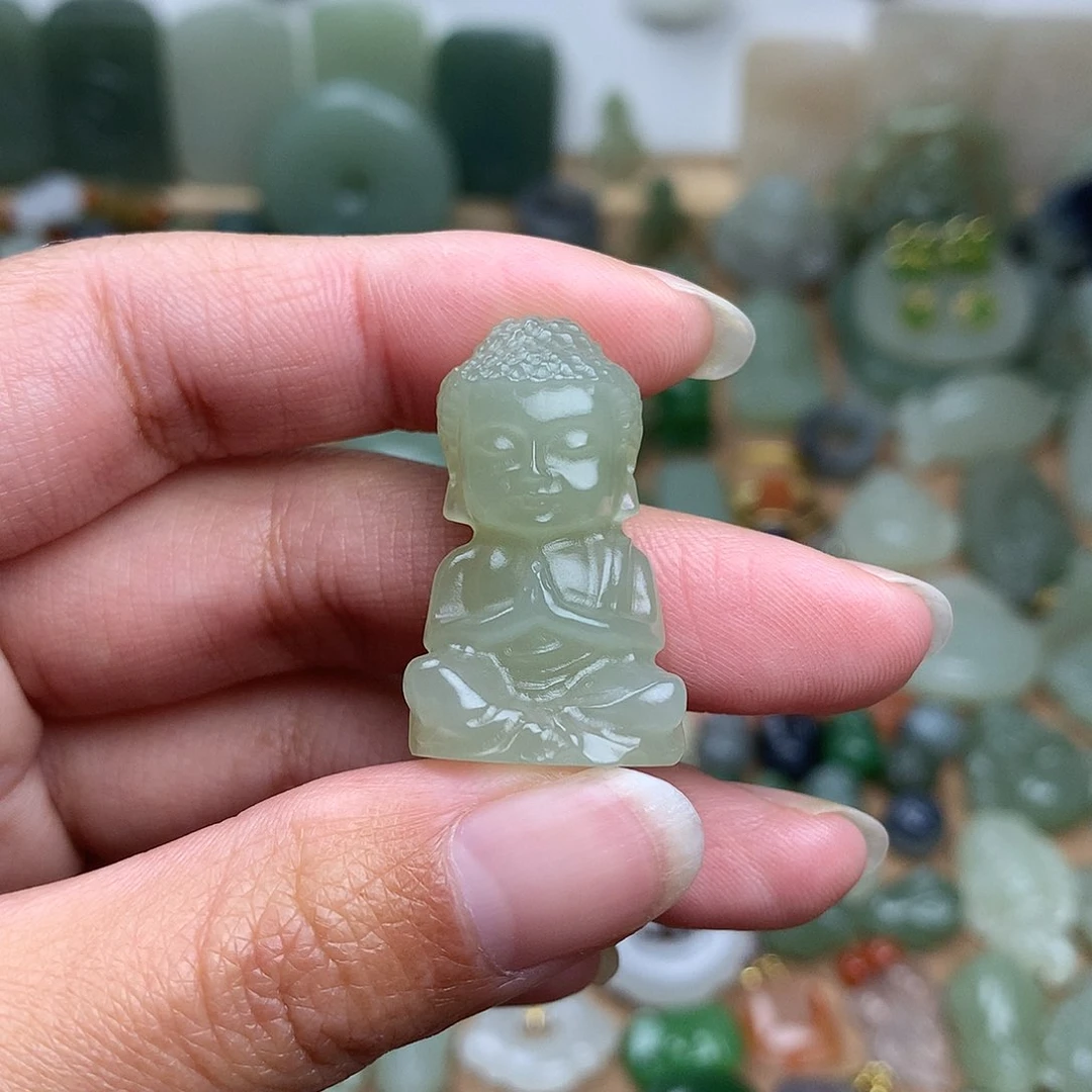 和田玉吊坠未镶嵌