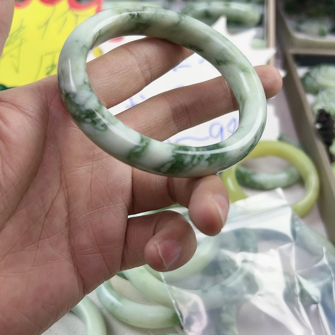 用***2蛇纹石玉未镶嵌手镯