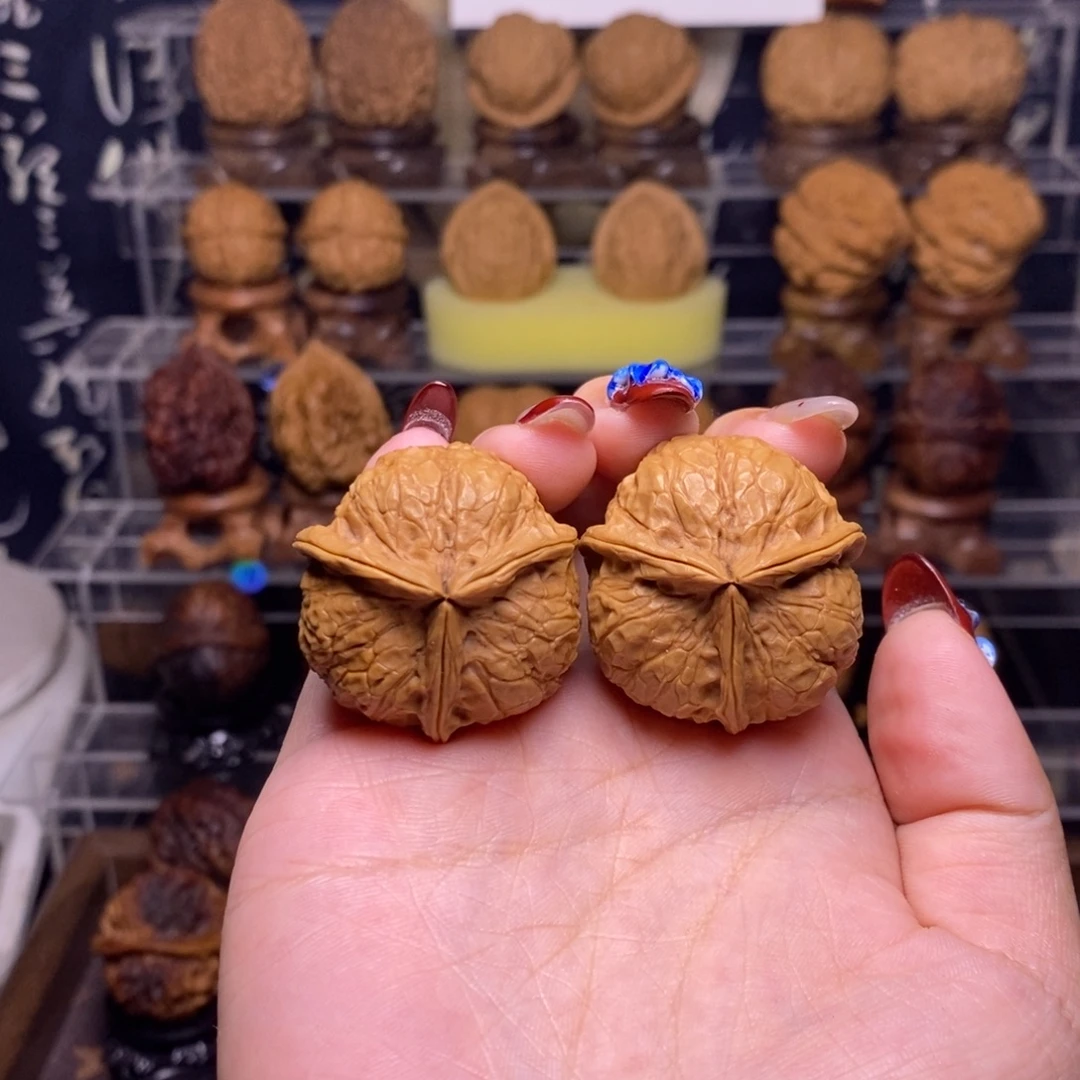 文玩核桃把件Z18正奔三棱33尺