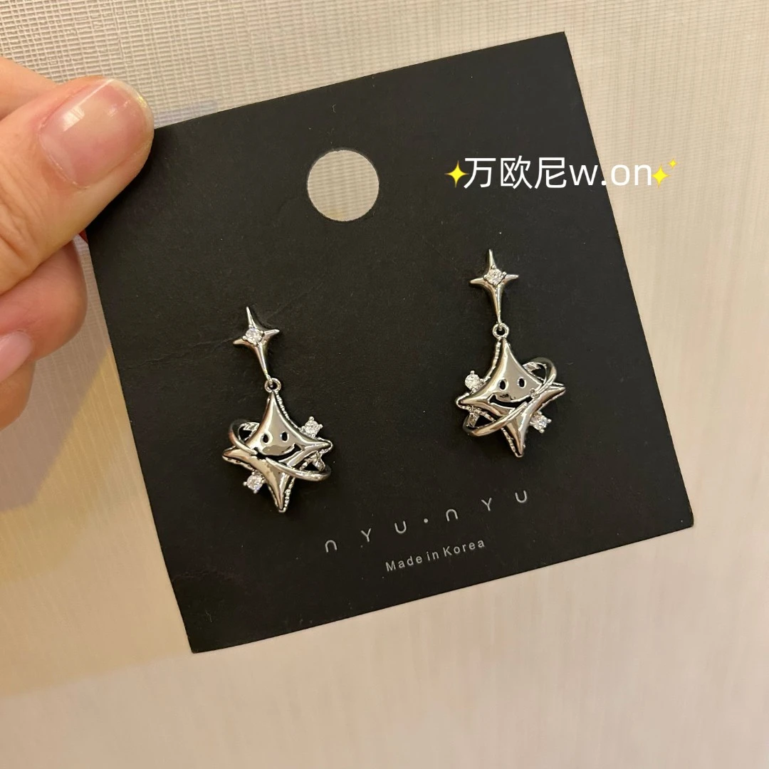 925银合成锆石耳饰 CHANGE x 晴天四芒星耳饰个性设计感 弧E398