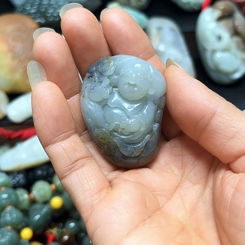 颈饰未镶嵌和田玉