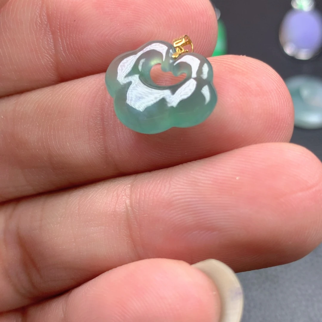 【闪购商品】翡翠18K金镶嵌颈饰翡翠