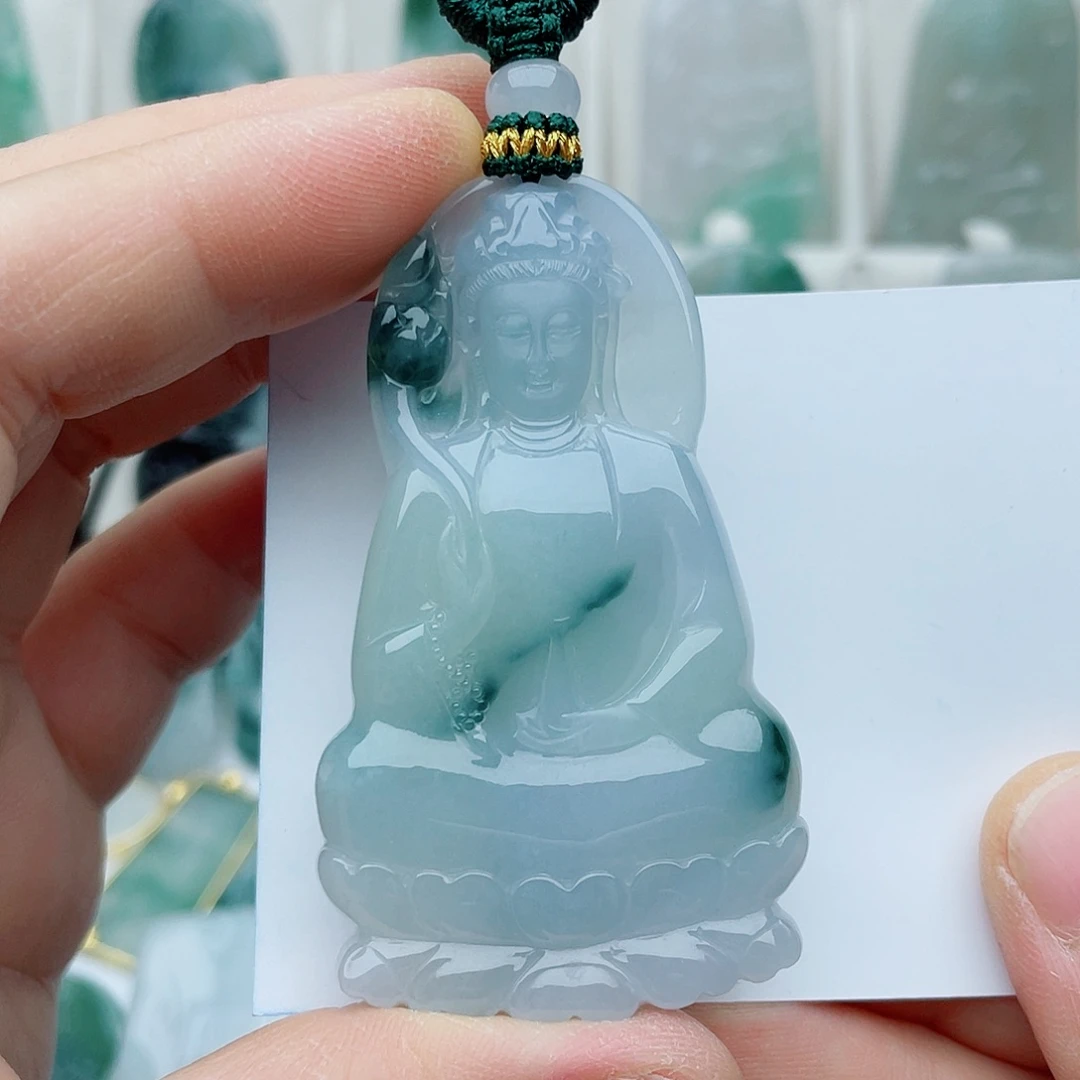 翡翠未镶嵌颈饰素衣观音