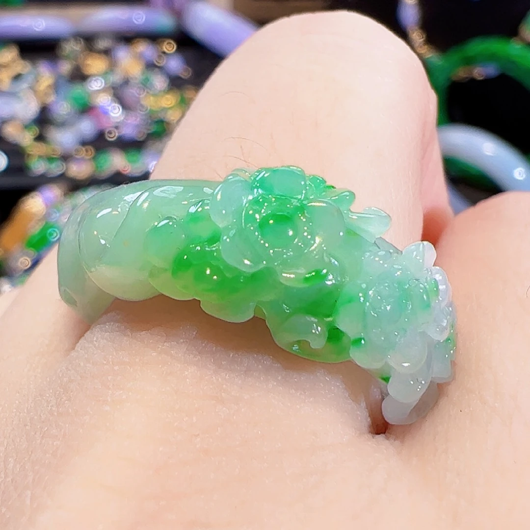翡翠戒指未镶嵌签收后24小时鉴赏期
