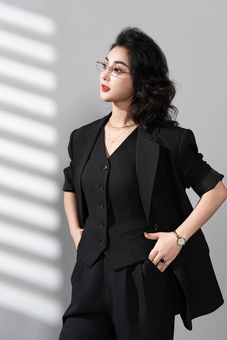 春秋新款黑色时尚轻职西装马甲三件套高端气质西服套装