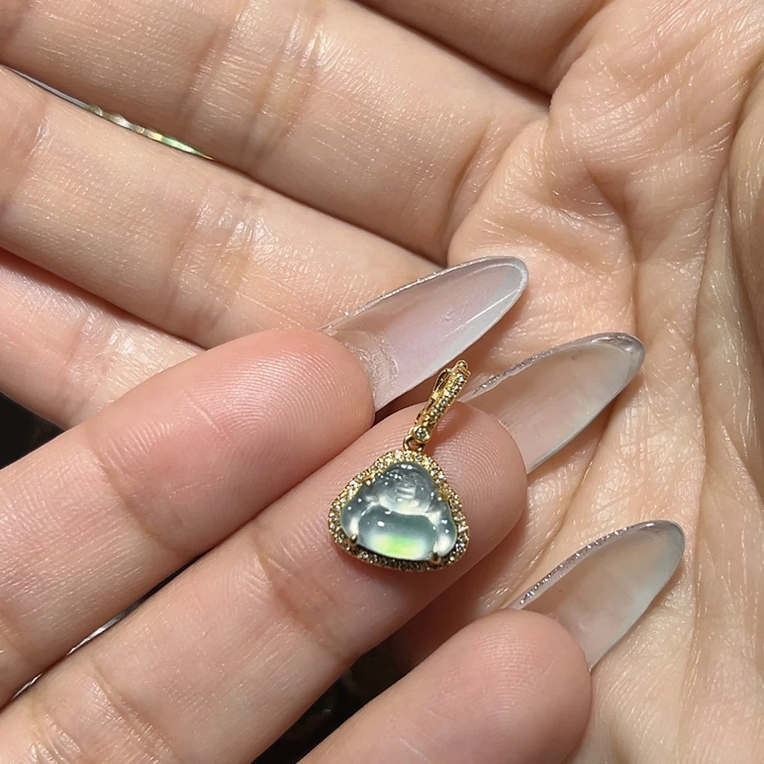 朱***竹翡翠18K金镶嵌颈饰