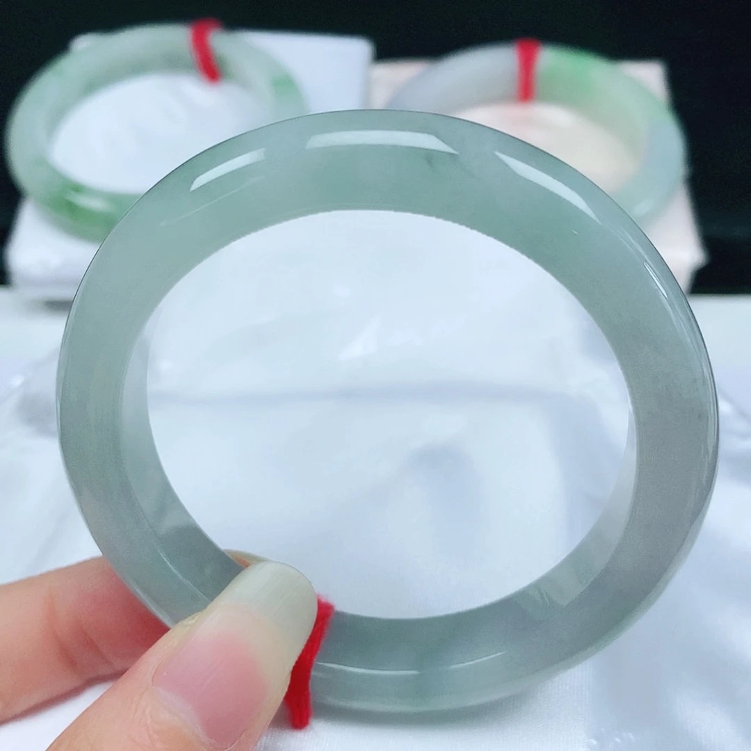 翡翠未镶嵌手镯   编号25 正圈55+