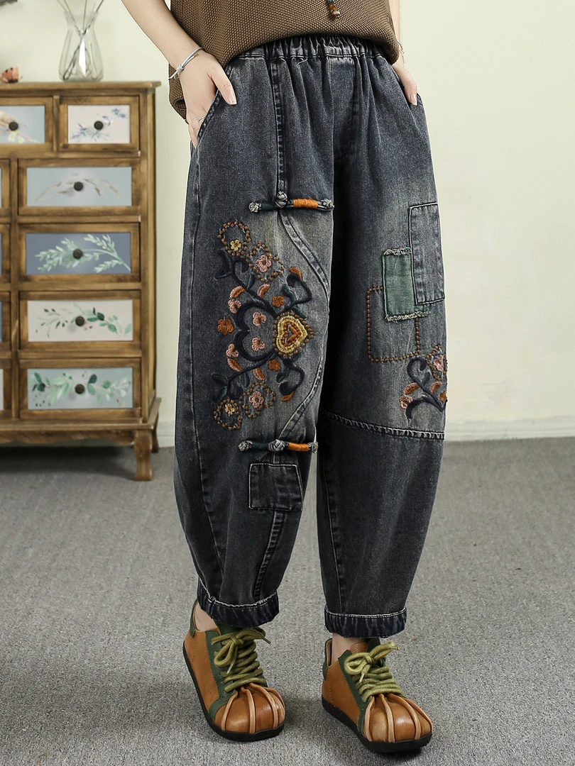 复古国风盘扣重工刺绣牛仔裤女秋季新款宽松显瘦水洗九分哈伦裤