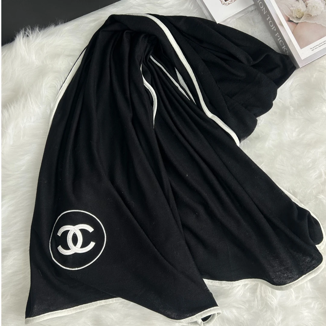99新 Chanel/香奈儿 25C系列丝绒滚边双C徽标围巾丝绒羊绒披肩