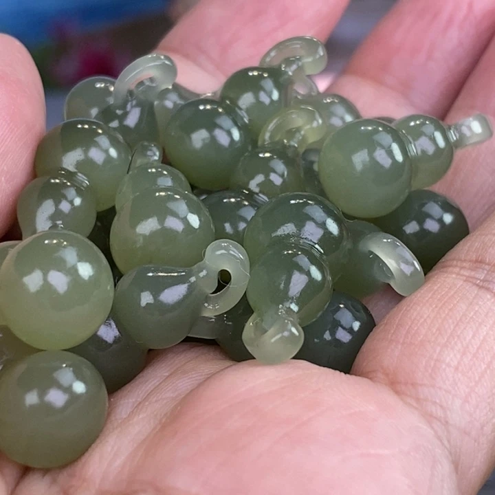 和田玉未镶嵌颈饰多样性发货一个