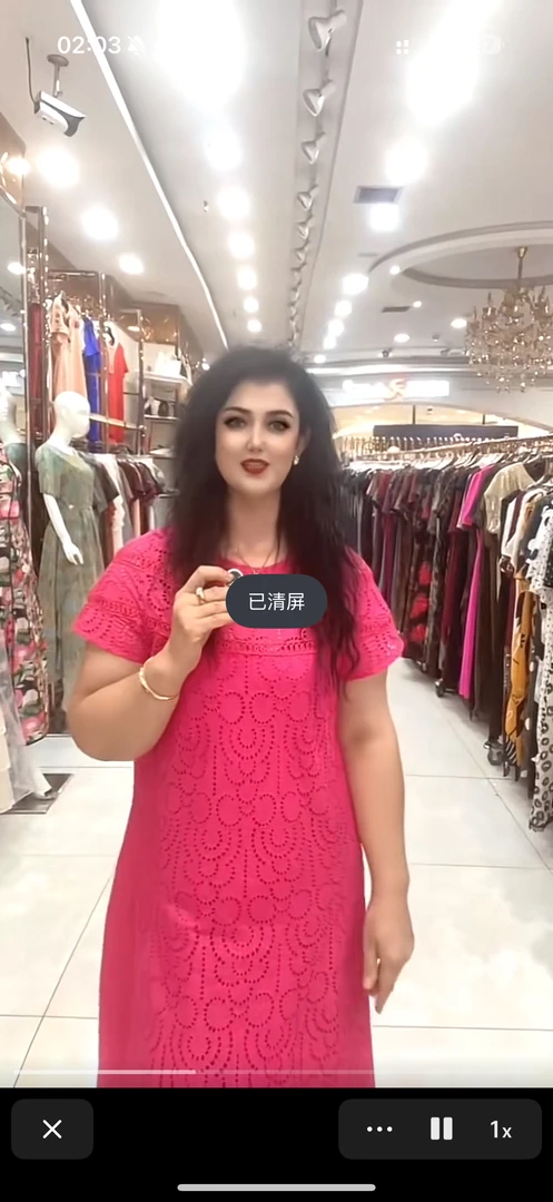 夏季女款圆领纯色立体压花褶皱连衣裙显瘦遮肉气质百搭