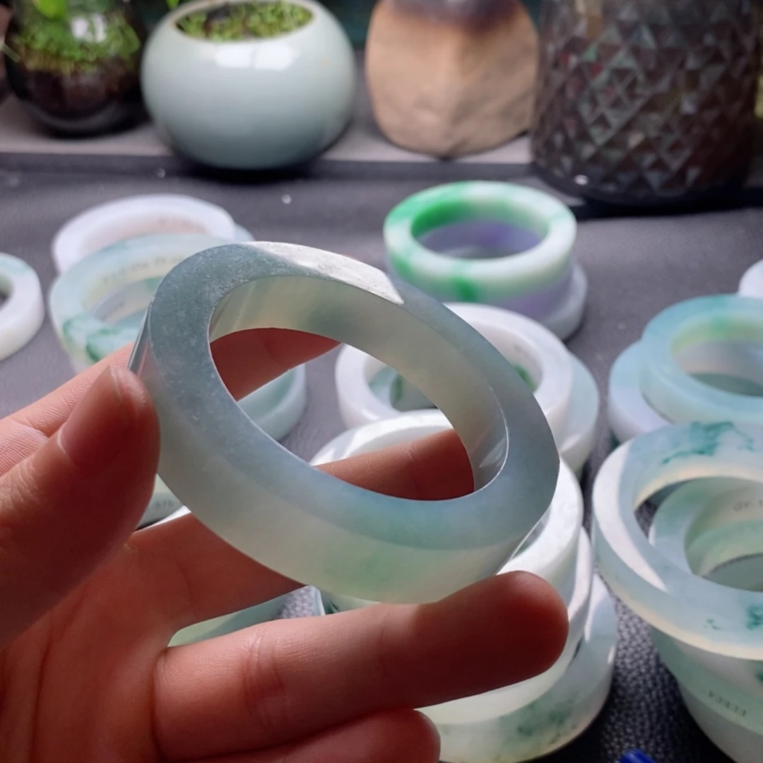 伶***儿定制翡翠未镶嵌手