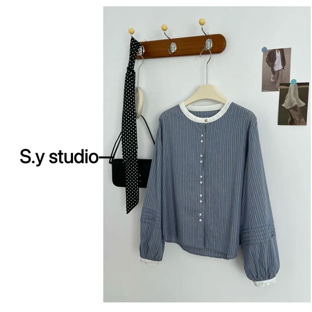 颖小颖 春季新款撞色圆领小金扣宽松灯笼袖条纹衬衫