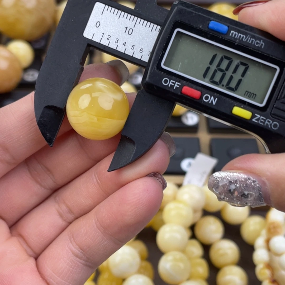 裸石琥珀未镶嵌微瑕193