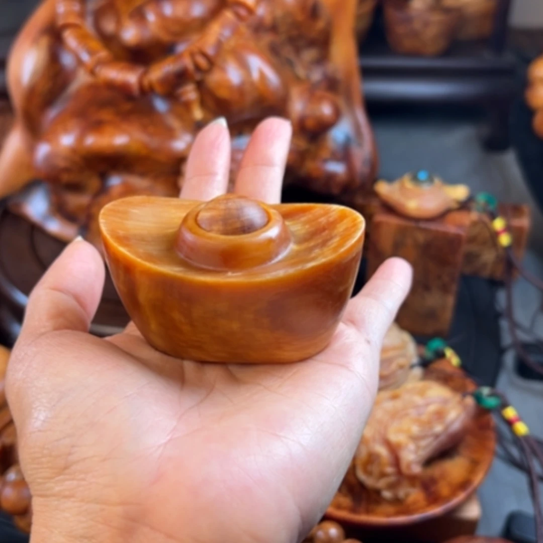 【闪购商品】松木（琥珀木）把件