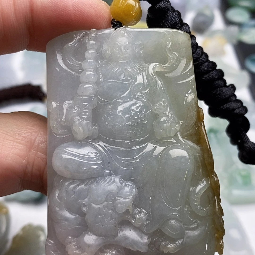 翡翠未镶嵌颈饰赵公明