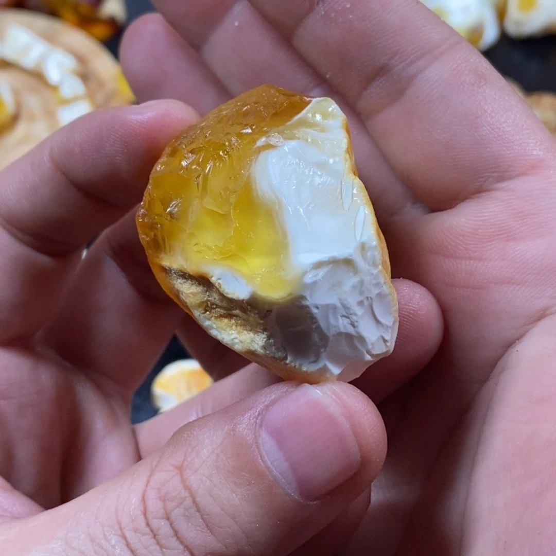 定制琥珀未镶嵌八**爷