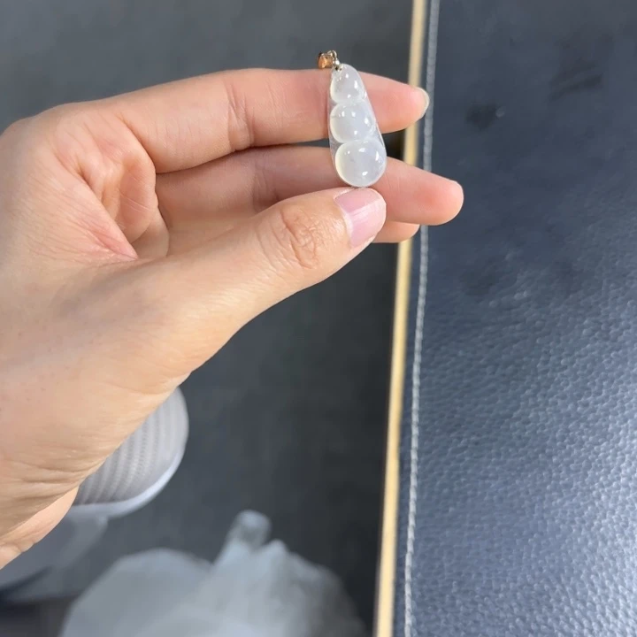 颈饰未镶嵌翡翠翡翠冰豆子