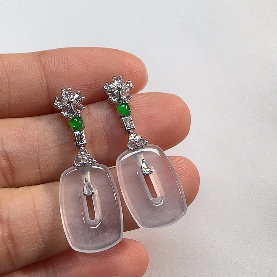 翡翠18K金镶嵌耳钉方糖