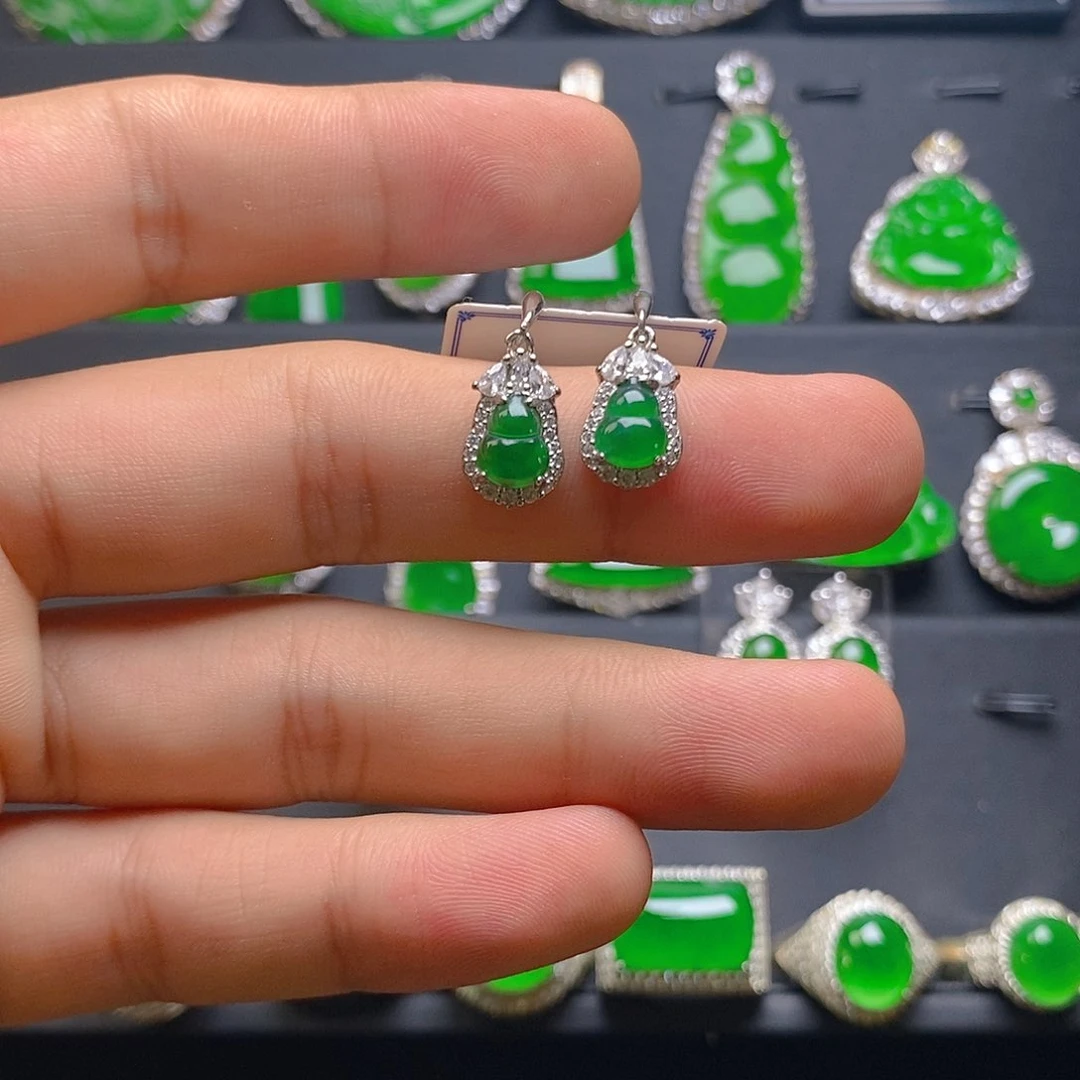 翡翠未镶嵌耳饰耳饰