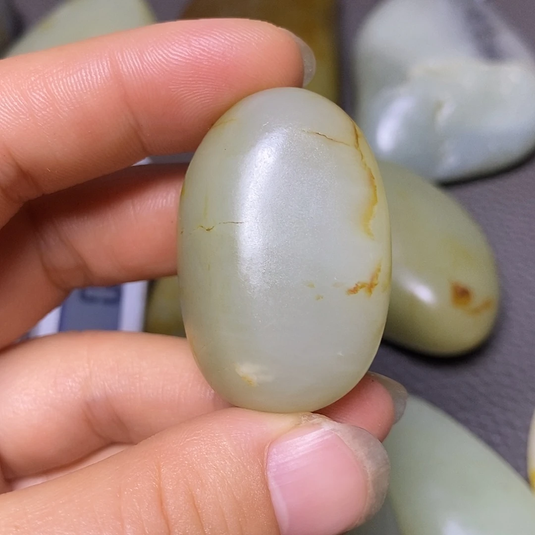 未镶嵌和田玉（糖玉）挂件