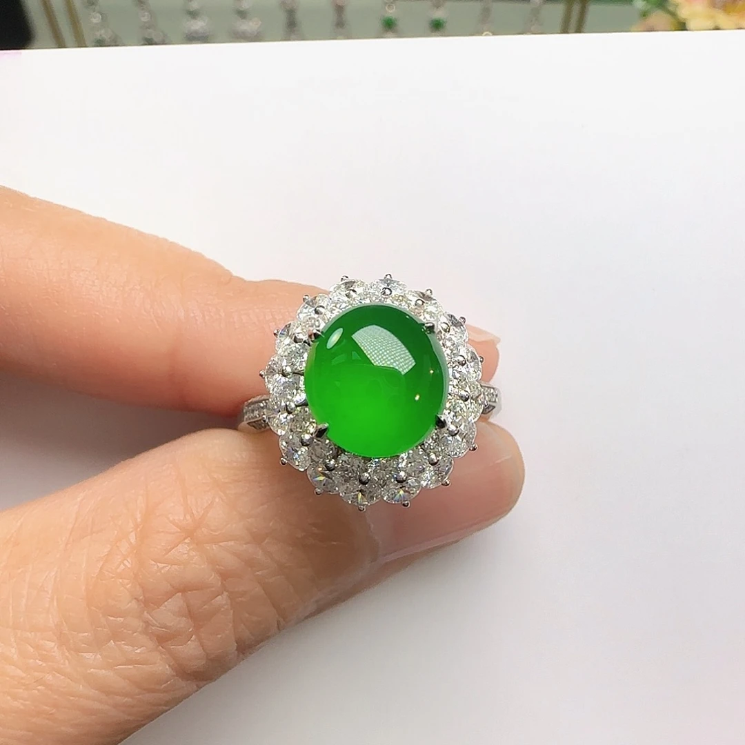 翡翠戒指18K金镶嵌p****e翡翠戒指18K金镶嵌