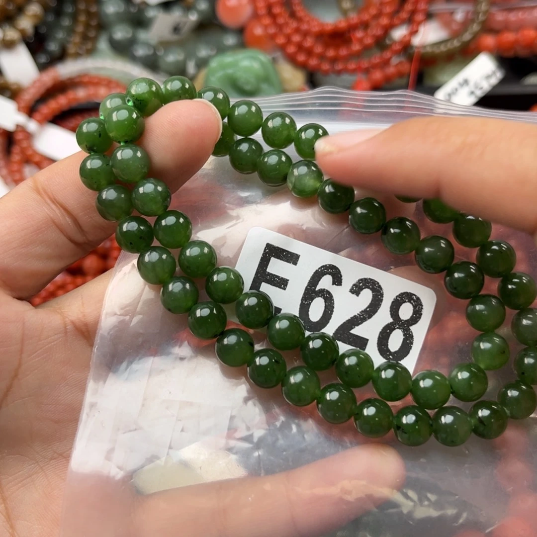 和田玉未镶嵌珠宝奇石