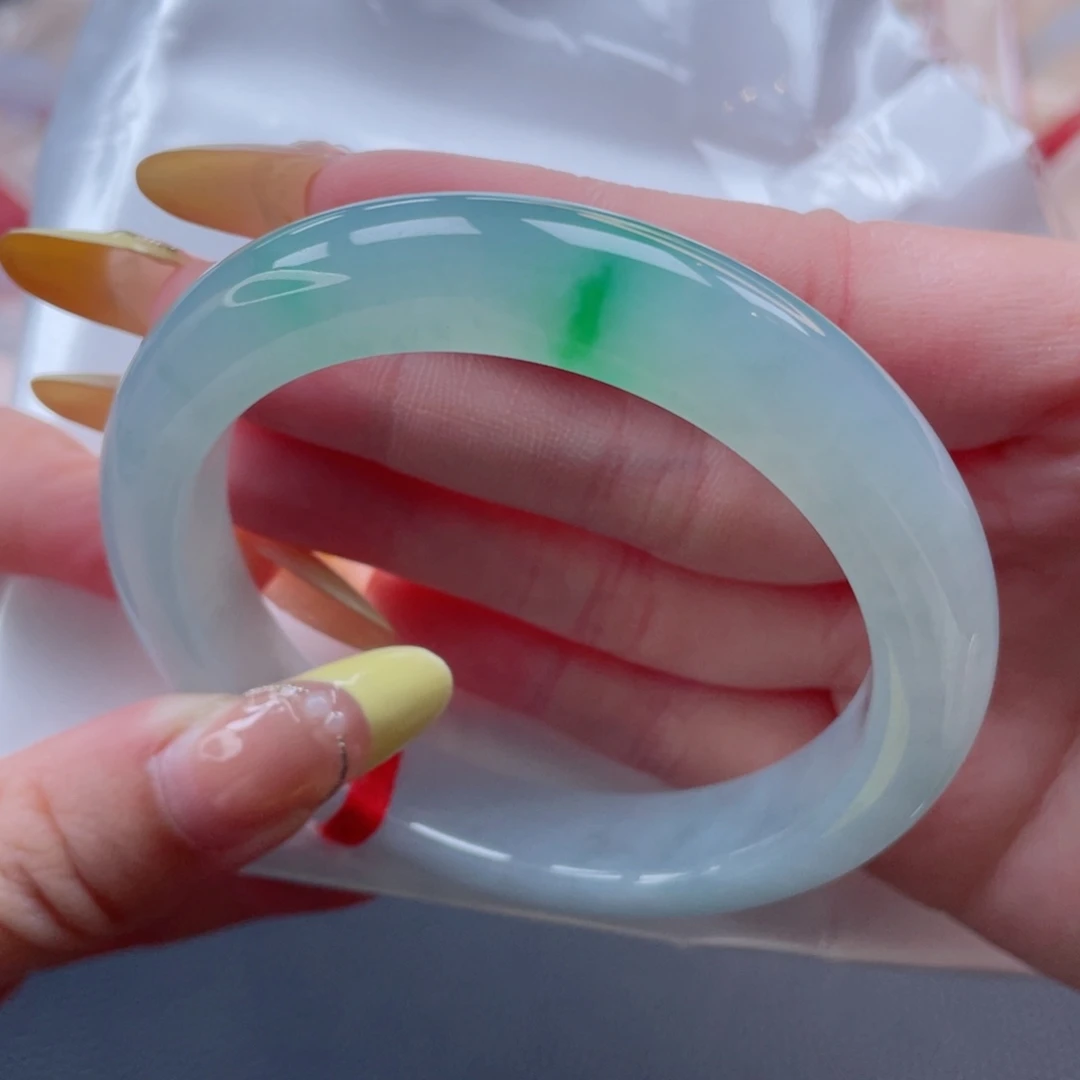 未镶嵌手镯翡翠58.1飘阳辣绿 点翠值千金 娇润感 17号