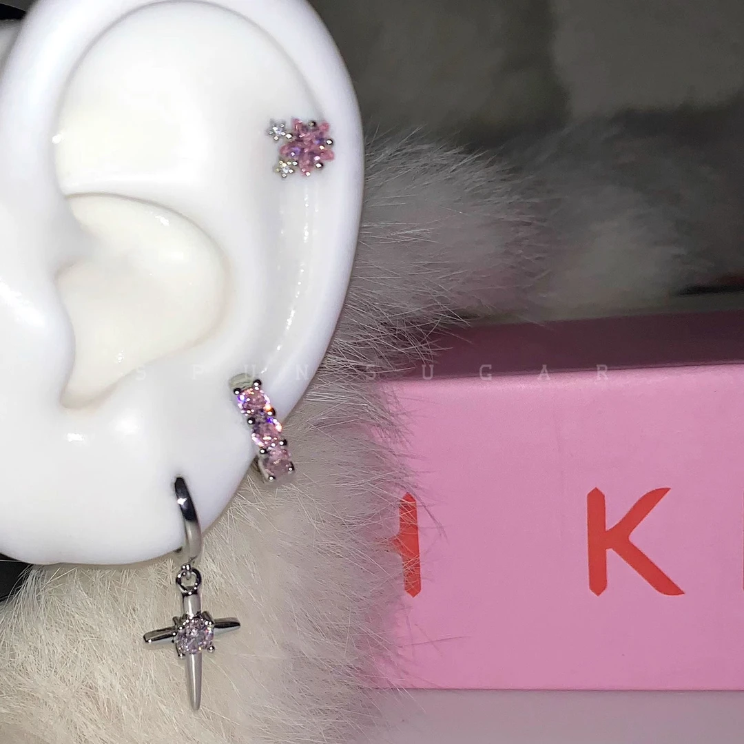 爆闪粉色十字架星芒耳圈耳扣2025甜酷风双耳洞搭配甜妹少女心耳钉