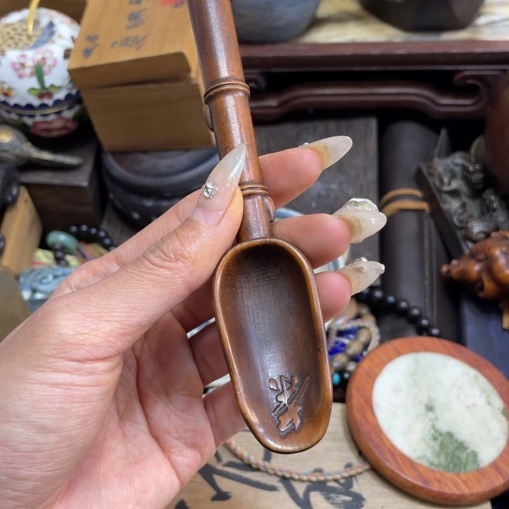 红酸枝木类端景台