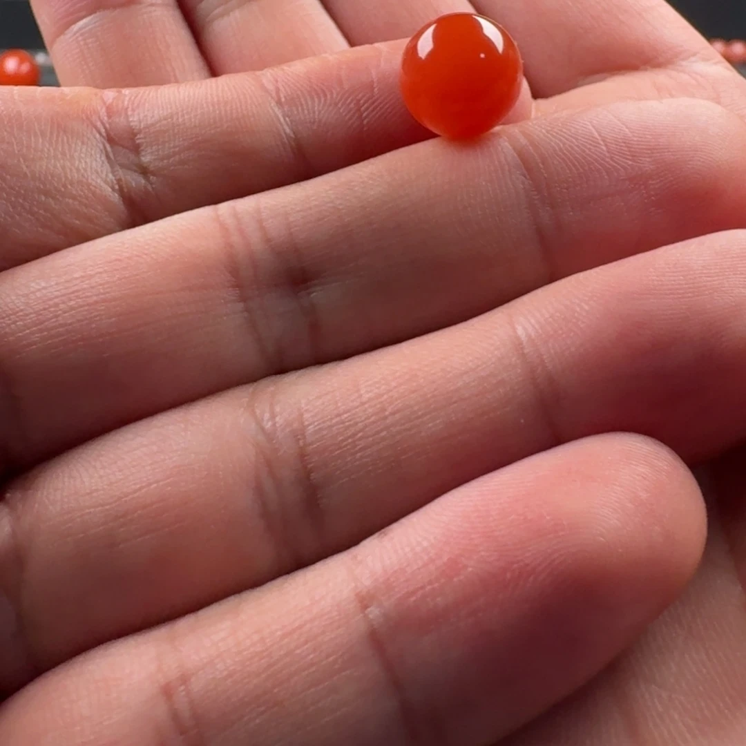 南红玛瑙未镶嵌圆珠11mm