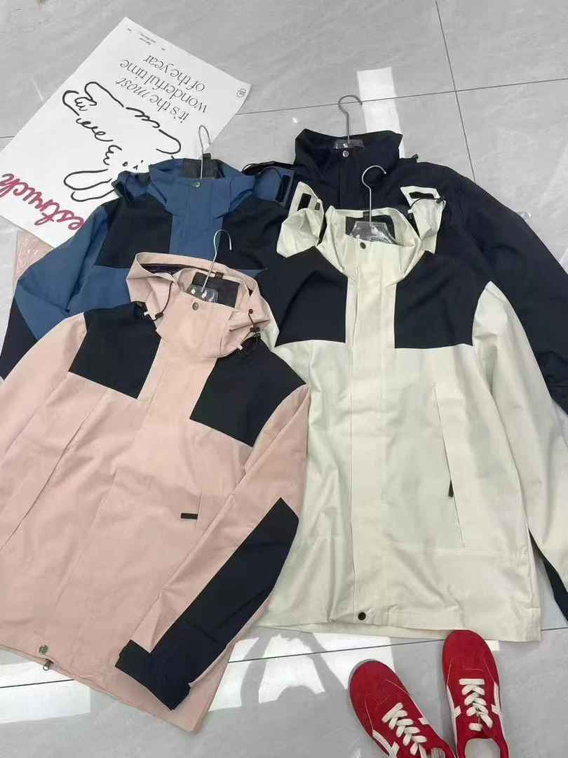 【冲锋衣】情侣秋款冲锋衣外套XX