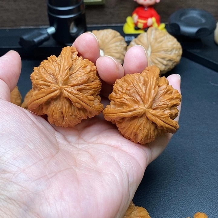 幸***生把件文玩核桃白奔