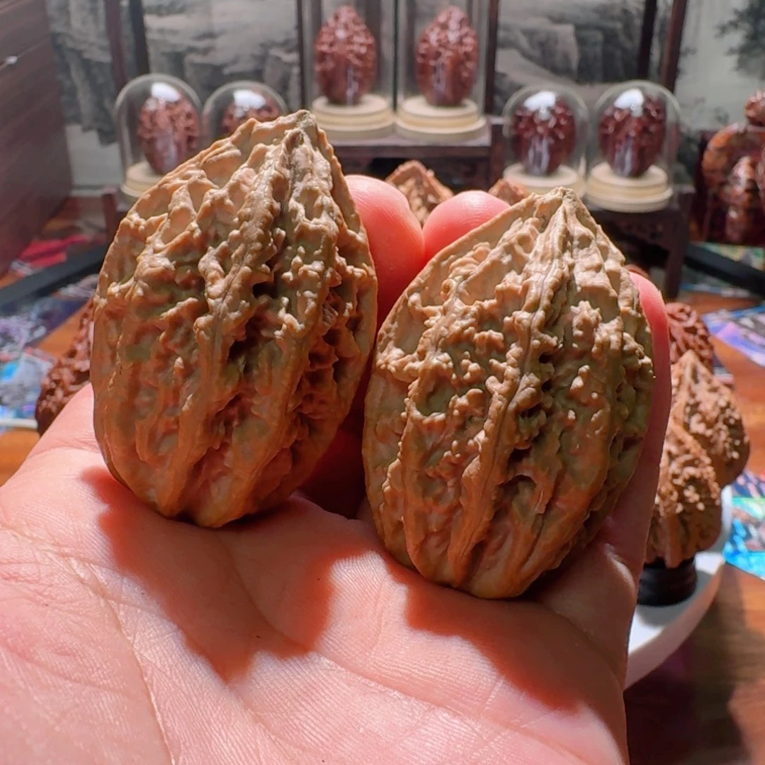 文玩核桃把件蚂蚁塔