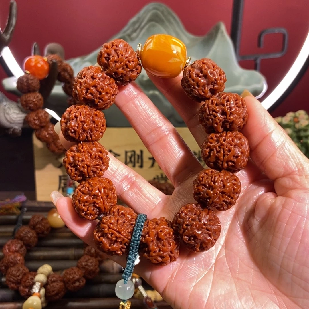 金刚菩提手串522。         