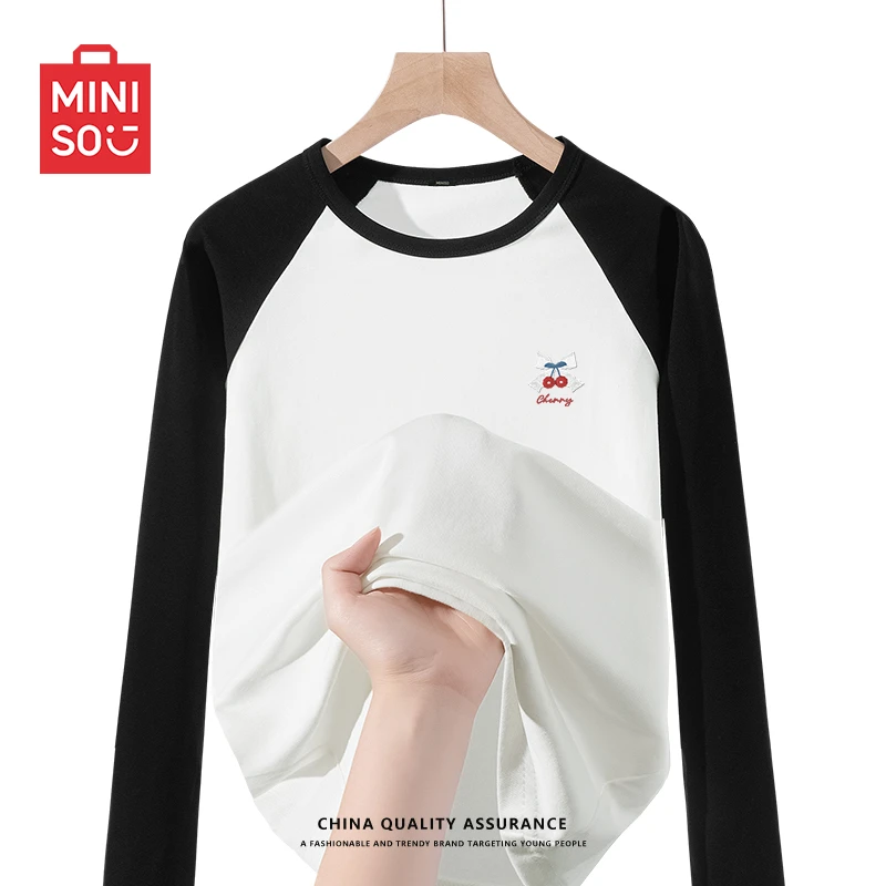 名创优品撞色长袖T恤女秋季新款小个子插肩袖修身显瘦内搭打底衫