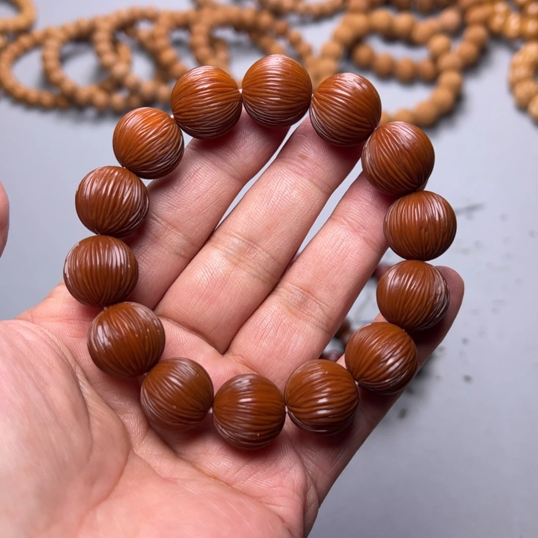 猴头核桃吊坠猴头金丝