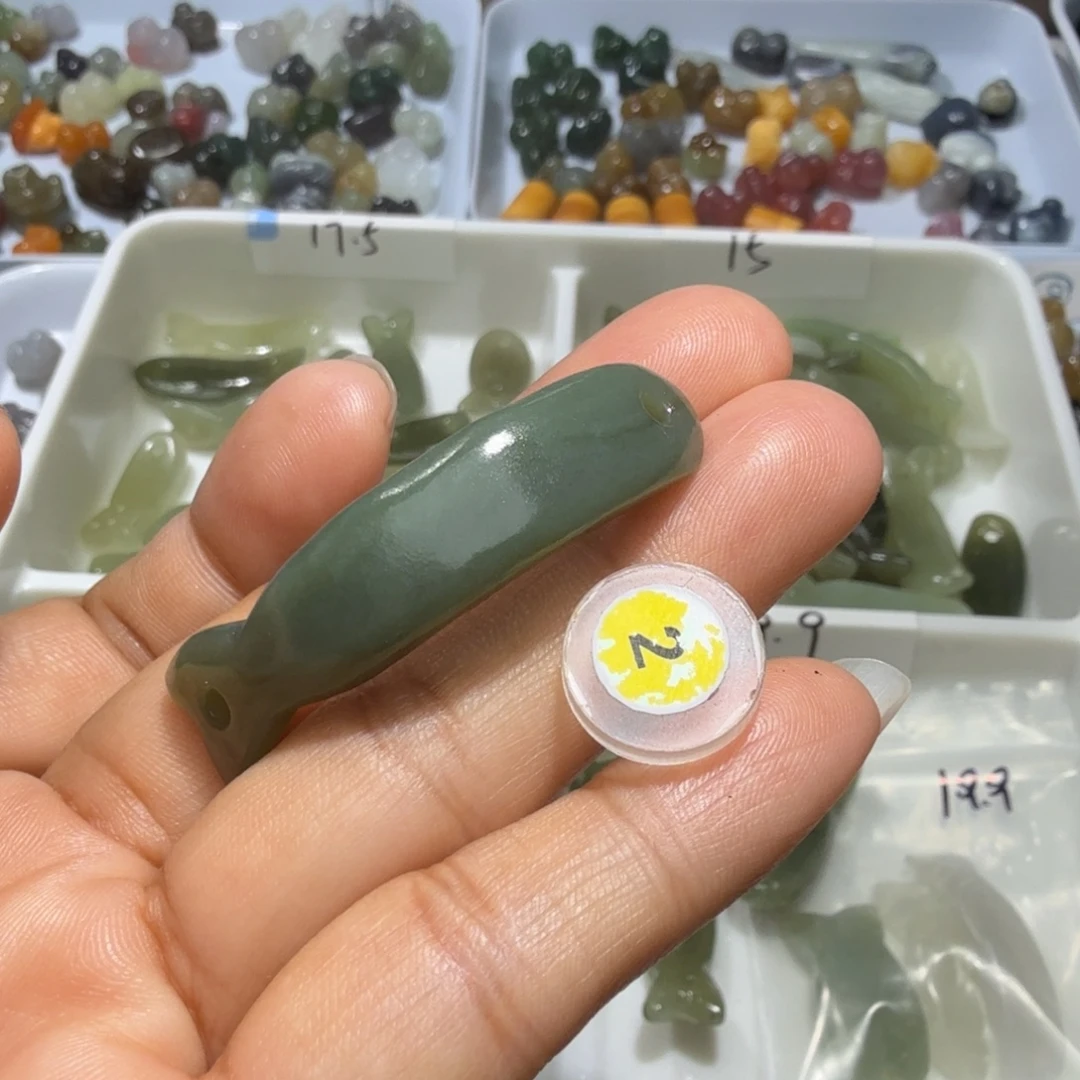 和田玉未镶嵌珠宝奇石