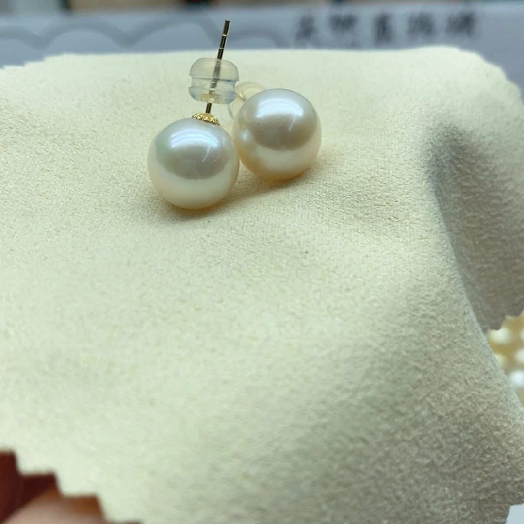 18K金镶嵌淡水珍珠耳饰10-11
