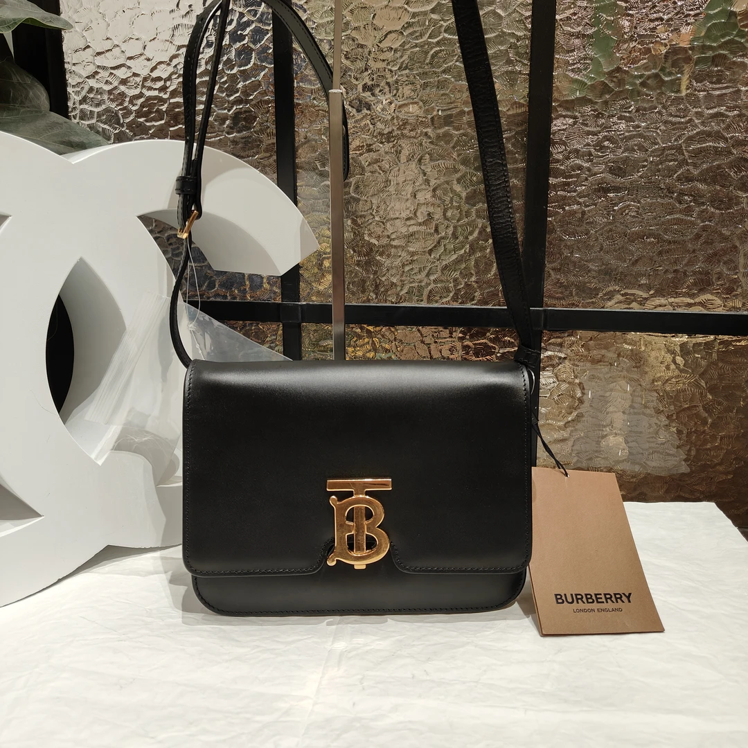 95新 BURBERRY/博柏利 巴宝莉黑金斜挎包 25010098-06