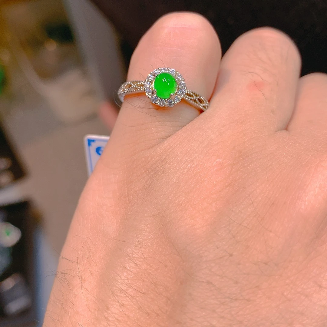 翡翠银S925镶嵌颈饰翡翠