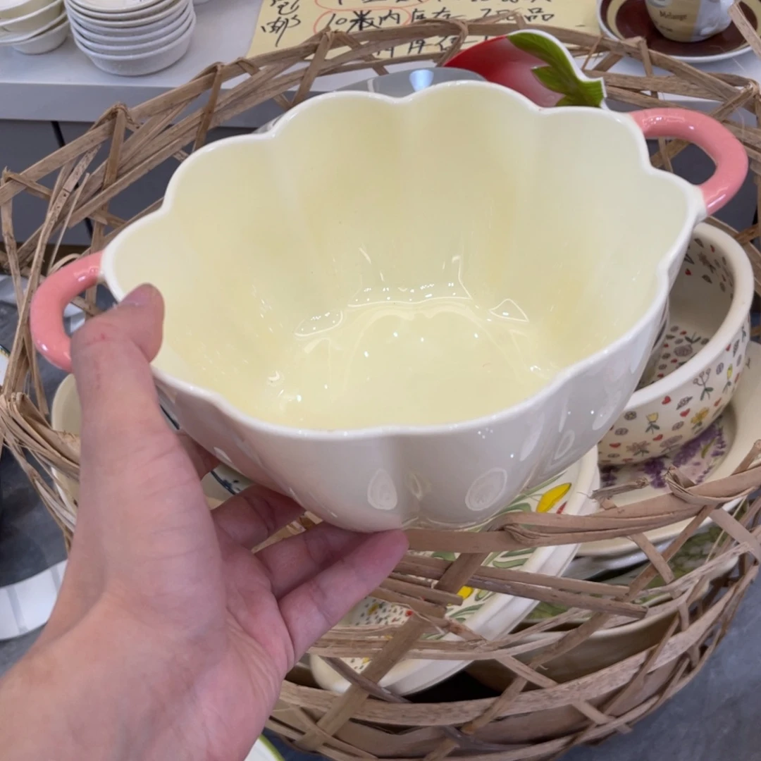 陶瓷微瑕餐具介意勿拍，满18飞！