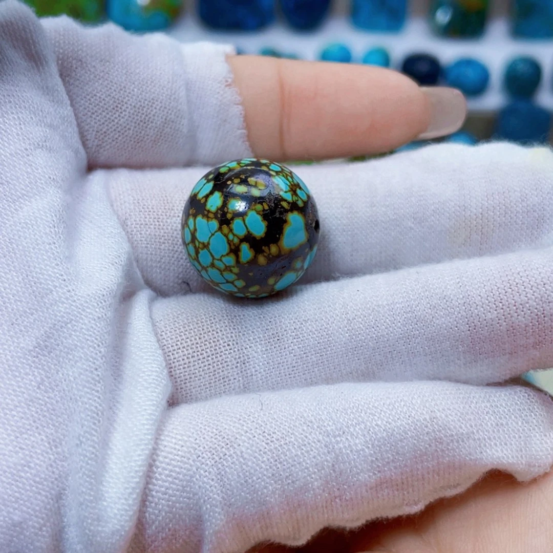 绿松石未镶嵌饰品