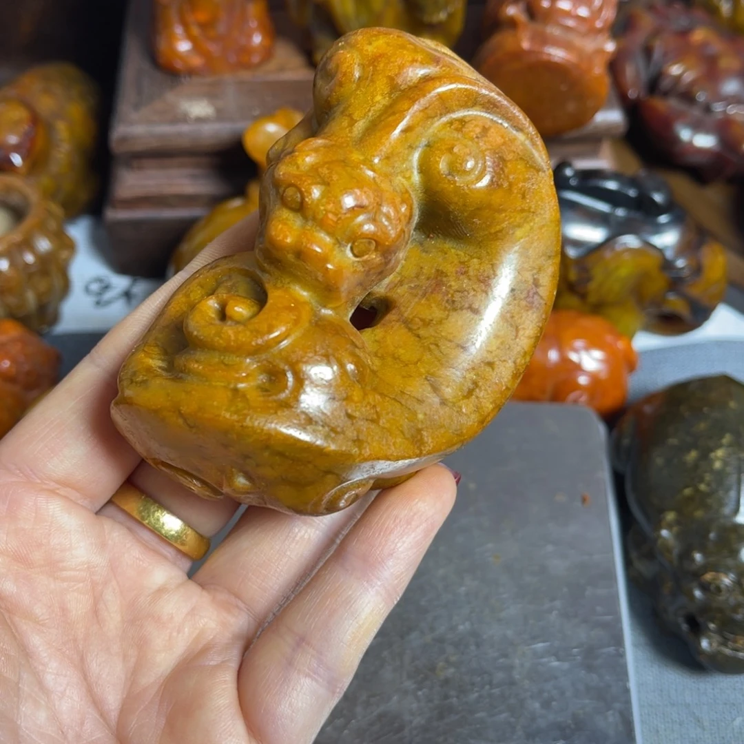 蛇纹石玉合金颈饰