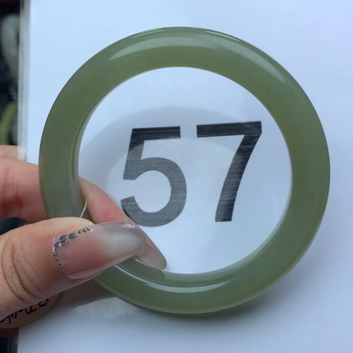 未镶嵌手镯和田玉60