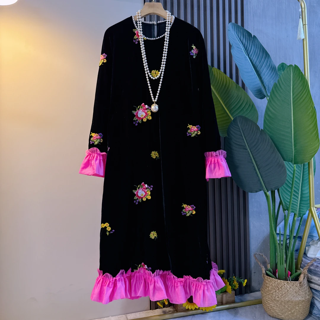 早秋款复古风时尚大码女装丝绒刺绣拼接长裙国潮轻奢新中式黑色