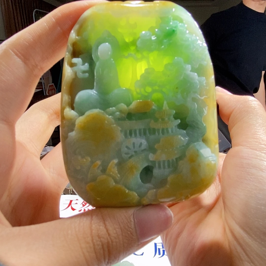 翡翠未镶嵌颈饰翡翠