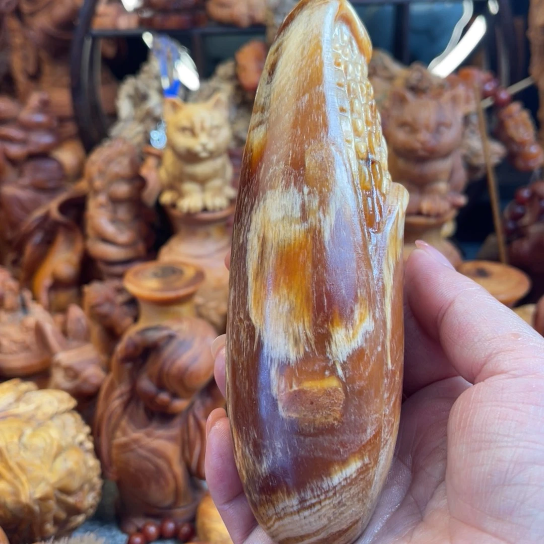 松木（琥珀木）其他瑕玉米