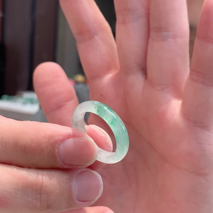 美***士石英质玉未镶嵌手链卡18.1